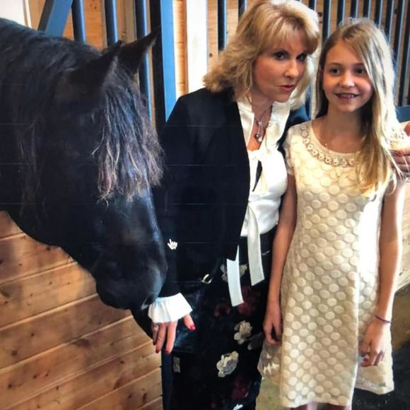 Meet your Posher, Renae - Picture 1 of 1